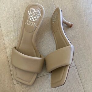 Vince Camuto leather Mules sz 5